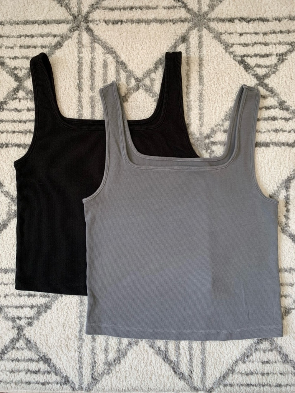 Bundle of 2 Old Navy square neck crop tank tops